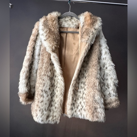 Hillmoore New York Jackets & Blazers - Vintage leopard fur coat